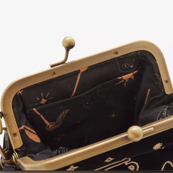 Disney Hocus Pocus Icons Velvet Embroidered Crossbody Bag and Wristlet NWT - Picture 10 of 10